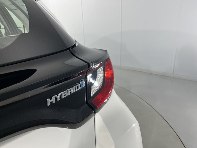 2021 (71) TOYOTA YARIS 1.5 Hybrid Icon 5dr CVT 5414584