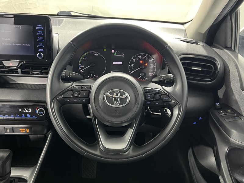 2021 (71) TOYOTA YARIS 1.5 Hybrid Icon 5dr CVT 5414552