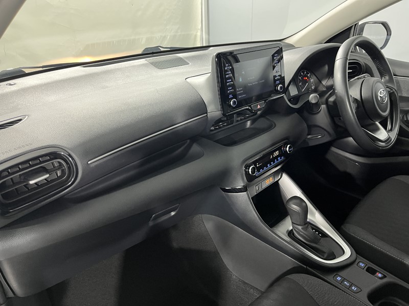 2021 (71) TOYOTA YARIS 1.5 Hybrid Icon 5dr CVT 5414554