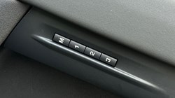 2025 (74) LAND ROVER RANGE ROVER EVOQUE 1.5 P270e S 5dr Auto 4996230