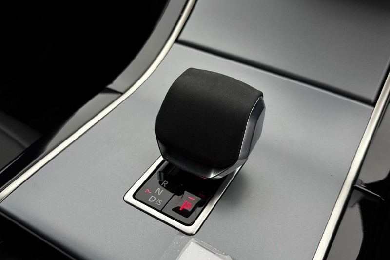 2025 (74) LAND ROVER RANGE ROVER EVOQUE 1.5 P270e S 5dr Auto 4960773