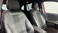 2021 (21) MERCEDES-BENZ GLA 200 AMG Line Executive 5dr Auto 5686486