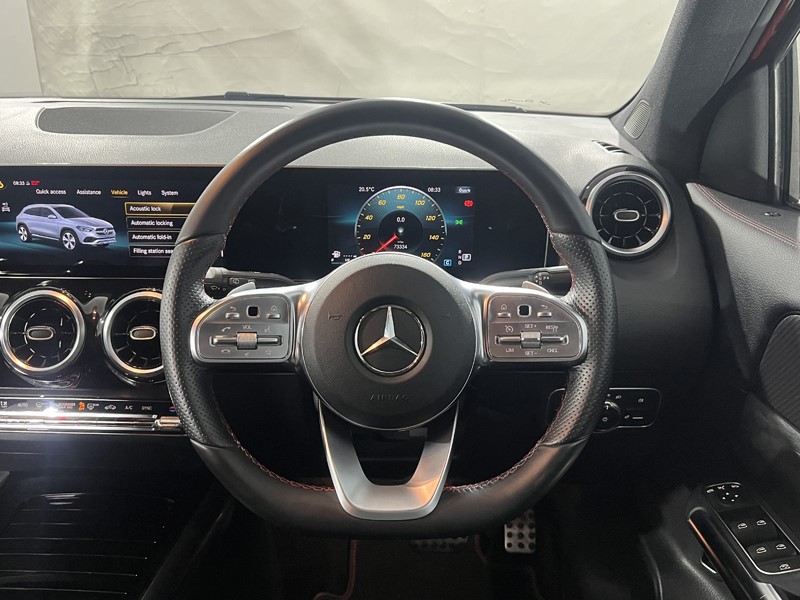 2021 (21) MERCEDES-BENZ GLA 200 AMG Line Executive 5dr Auto 5686480