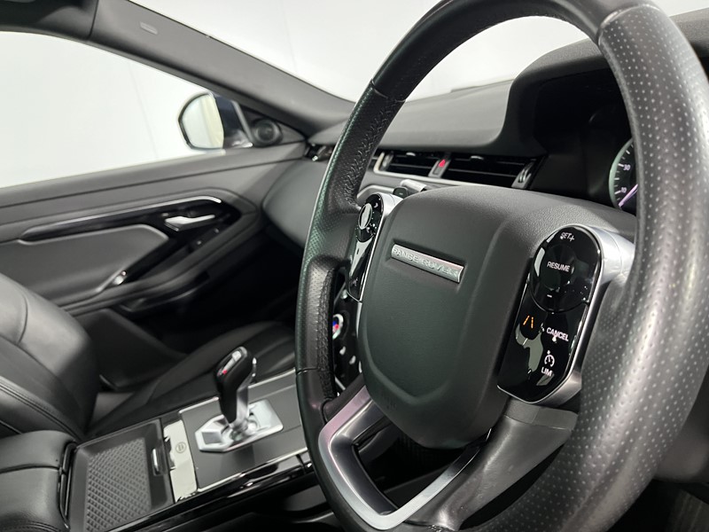 2020 (20) LAND ROVER RANGE ROVER EVOQUE 2.0 P200 R-Dynamic S 5dr Auto 5430129