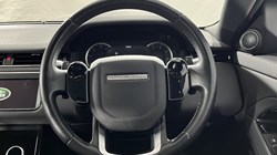2020 (20) LAND ROVER RANGE ROVER EVOQUE 2.0 P200 R-Dynamic S 5dr Auto 5430111