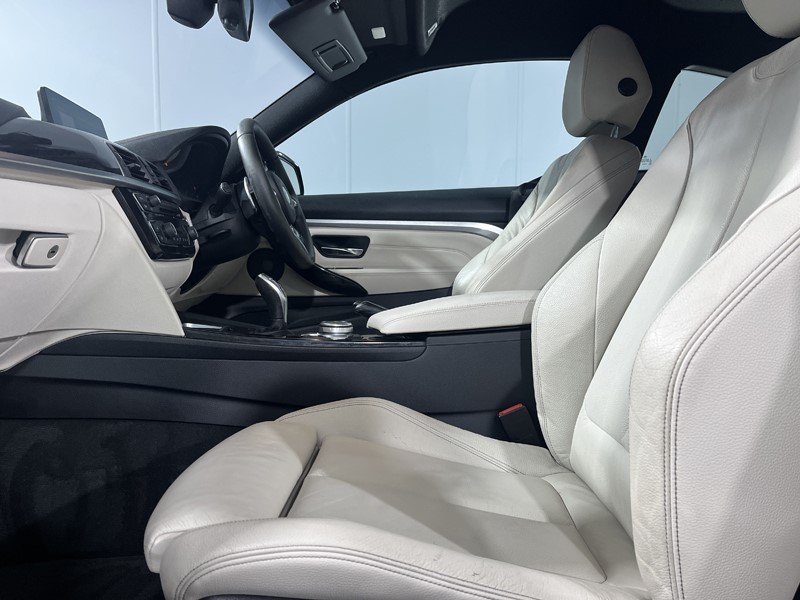 2019 (19) BMW 4 SERIES 420d [190] M Sport 2dr Auto [Professional Media] 5445799