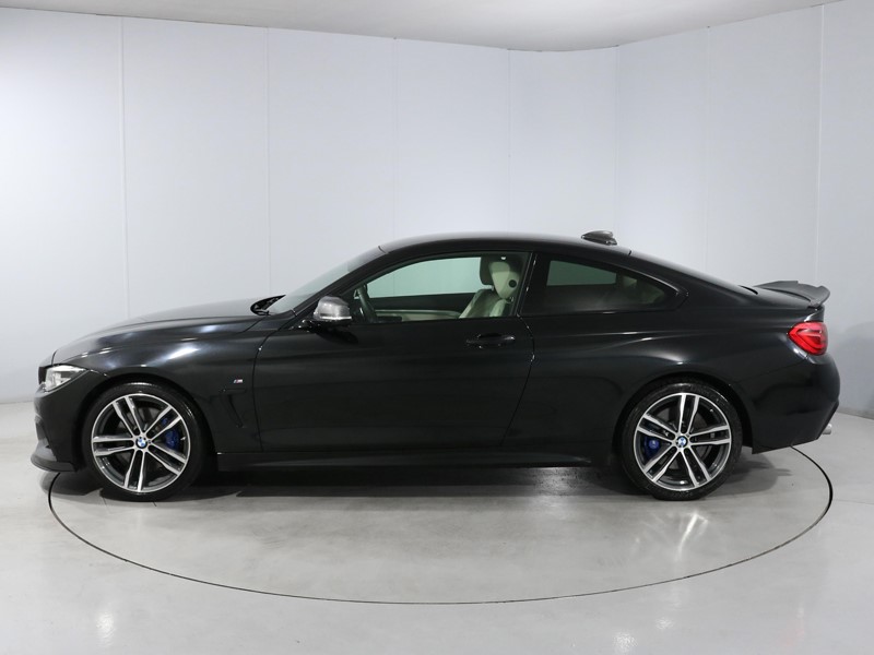 2019 (19) BMW 4 SERIES 420d [190] M Sport 2dr Auto [Professional Media] 5445810