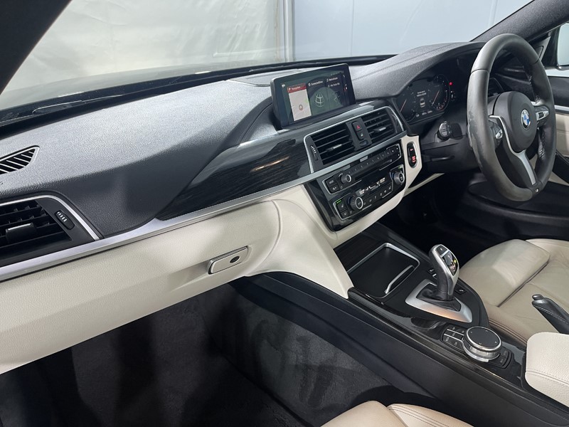 2019 (19) BMW 4 SERIES 420d [190] M Sport 2dr Auto [Professional Media] 5445770