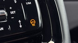 2025 (74) LAND ROVER RANGE ROVER EVOQUE 1.5 P270e Dynamic SE 5dr Auto 4995221