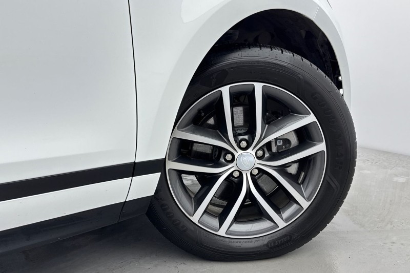 2025 (74) LAND ROVER RANGE ROVER EVOQUE 1.5 P270e Dynamic SE 5dr Auto 4995240