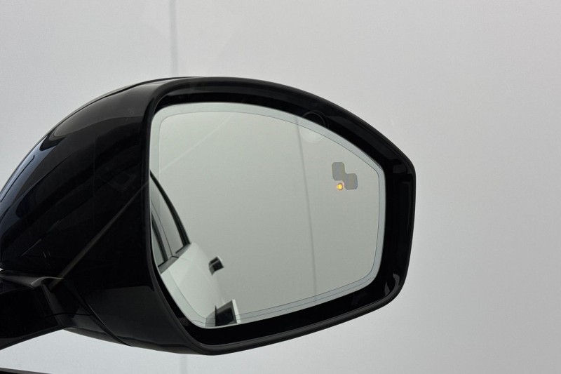 2025 (74) LAND ROVER RANGE ROVER EVOQUE 1.5 P270e Dynamic SE 5dr Auto 4995247