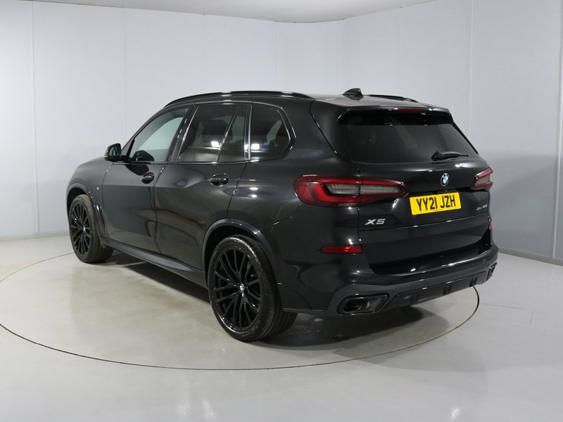 2021 (21) BMW X5 xDrive40d MHT M Sport 5dr Auto 5478525