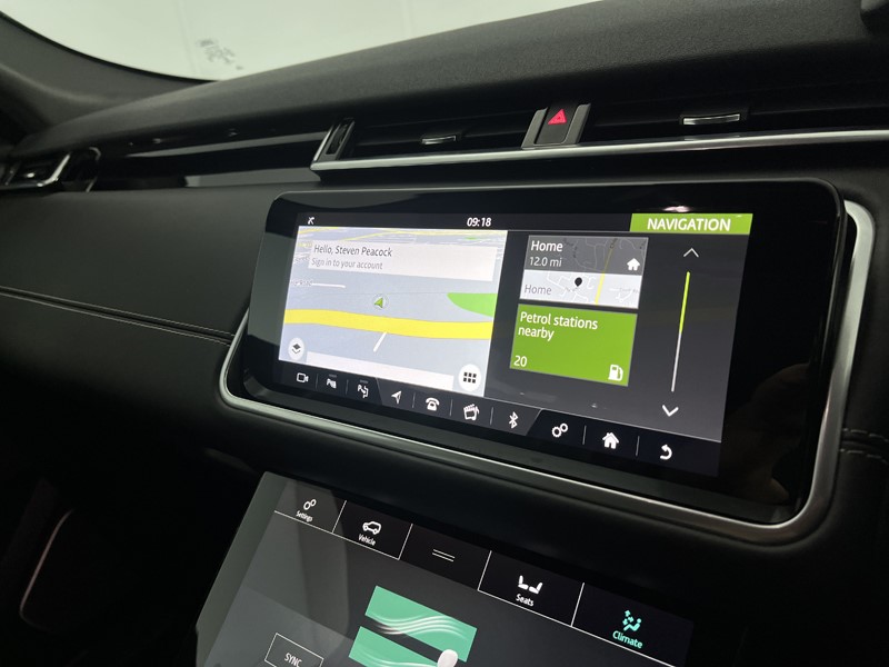 2020 (70) LAND ROVER RANGE ROVER VELAR 2.0 D240 R-Dynamic HSE 5dr Auto 5476133