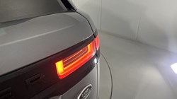 2020 (70) LAND ROVER RANGE ROVER VELAR 2.0 D240 R-Dynamic HSE 5dr Auto 5476157