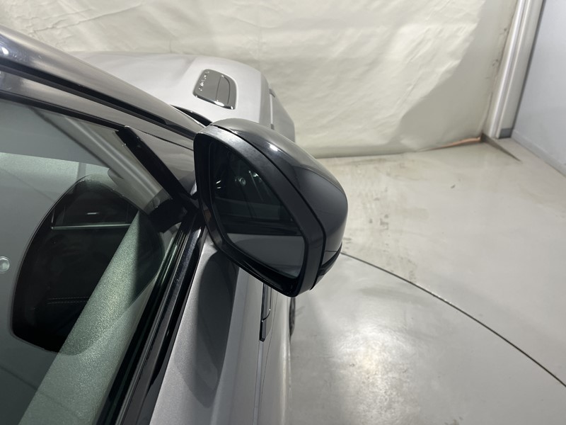 2020 (70) LAND ROVER RANGE ROVER VELAR 2.0 D240 R-Dynamic HSE 5dr Auto 5476155