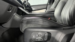 2020 (70) LAND ROVER RANGE ROVER VELAR 2.0 D240 R-Dynamic HSE 5dr Auto 5476148