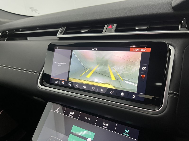 2020 (70) LAND ROVER RANGE ROVER VELAR 2.0 D240 R-Dynamic HSE 5dr Auto 5476134
