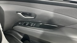 2021 (21) HYUNDAI TUCSON 1.6 TGDi Hybrid 230 Ultimate 5dr 2WD Auto 5470835