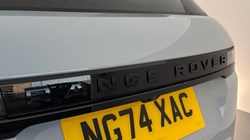 2025 (74) LAND ROVER RANGE ROVER EVOQUE 1.5 P270e Dynamic SE 5dr Auto 4961422