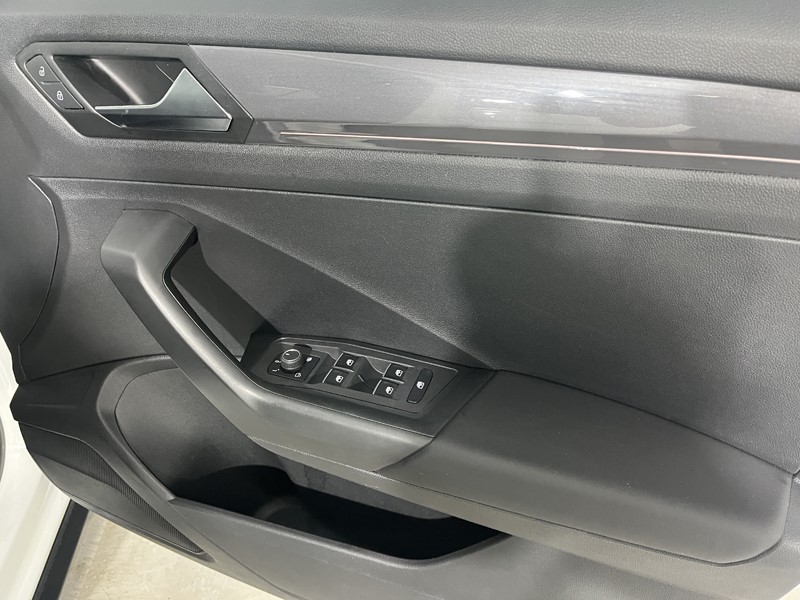 2019 (69) VOLKSWAGEN T-ROC 1.5 TSI EVO R-Line 5dr DSG 5465139