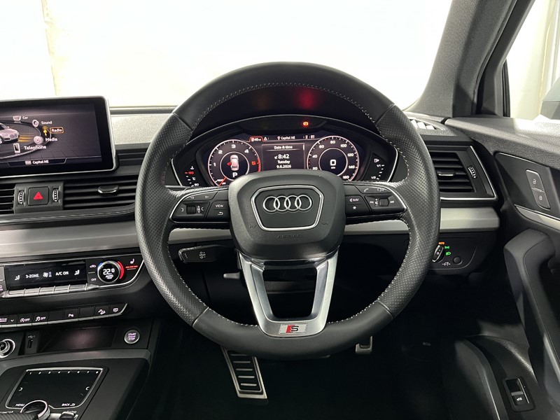2020 (70) AUDI Q5 40 TDI Quattro S Line 5dr S Tronic 5492335