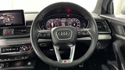2020 (70) AUDI Q5 40 TDI Quattro S Line 5dr S Tronic 5492335