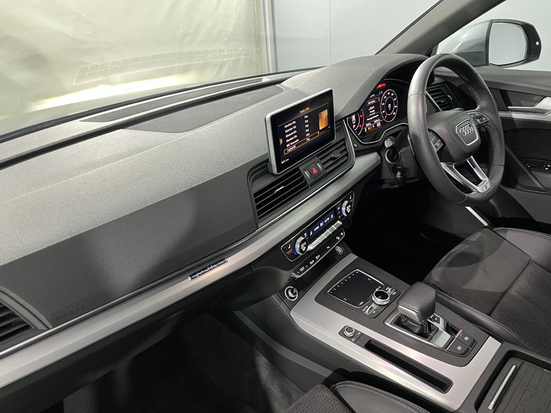 2020 (70) AUDI Q5 40 TDI Quattro S Line 5dr S Tronic 5492337