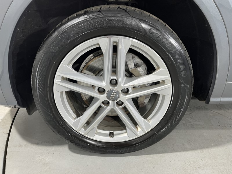 2020 (70) AUDI Q5 40 TDI Quattro S Line 5dr S Tronic 5492344