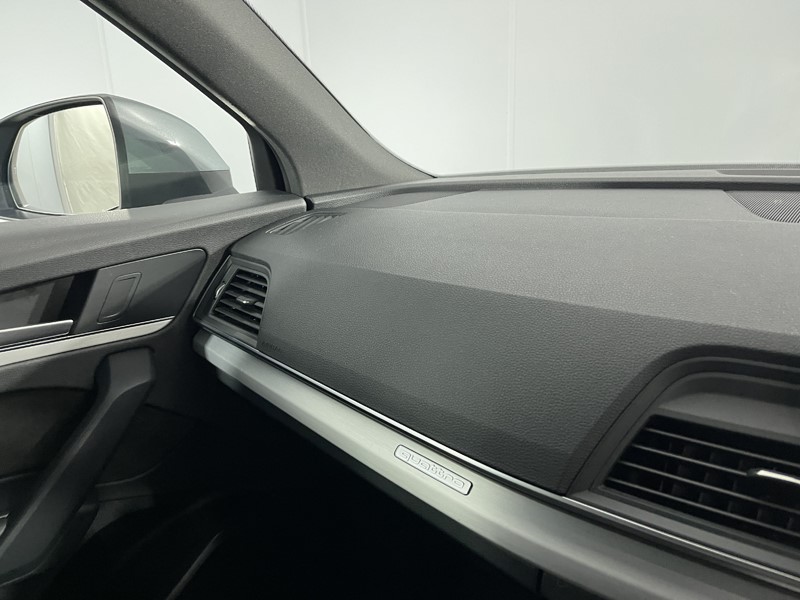 2020 (70) AUDI Q5 40 TDI Quattro S Line 5dr S Tronic 5492356