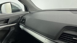 2020 (70) AUDI Q5 40 TDI Quattro S Line 5dr S Tronic 5492356