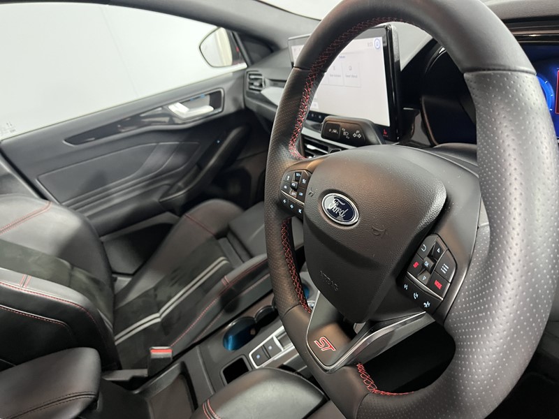 2024 (24) FORD FOCUS 2.3 EcoBoost ST 5dr Auto 5484492