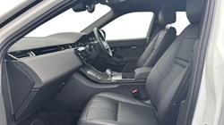 2025 (74) LAND ROVER RANGE ROVER EVOQUE 2.0 D200 Dynamic SE 5dr Auto 4960716