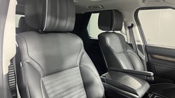 2018 (68) LAND ROVER DISCOVERY 3.0 SDV6 HSE Luxury 5dr Auto 5485956