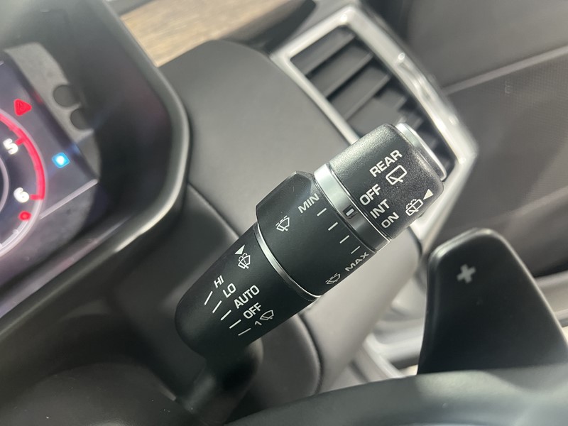 2018 (68) LAND ROVER DISCOVERY 3.0 SDV6 HSE Luxury 5dr Auto 5485971