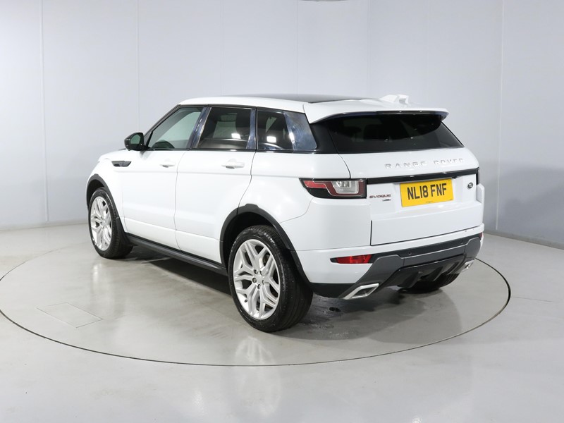 2018 (18) LAND ROVER RANGE ROVER EVOQUE 2.0 Ingenium Si4 HSE Dynamic Lux 5dr Auto 5492489