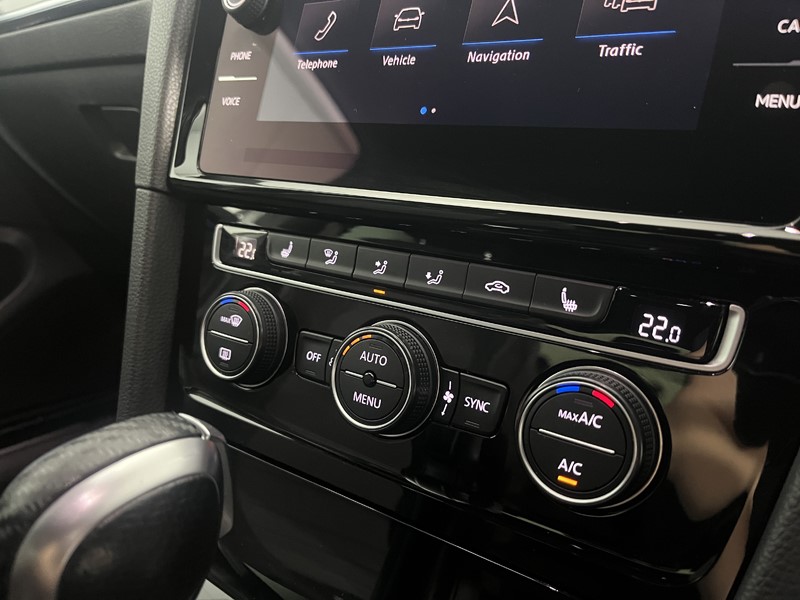 2019 (19) VOLKSWAGEN GOLF 2.0 TSI 300 R 5dr 4MOTION DSG 5502620