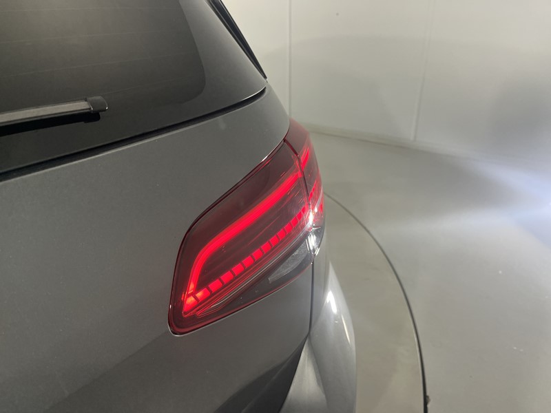 2019 (19) VOLKSWAGEN GOLF 2.0 TSI 300 R 5dr 4MOTION DSG 5502632