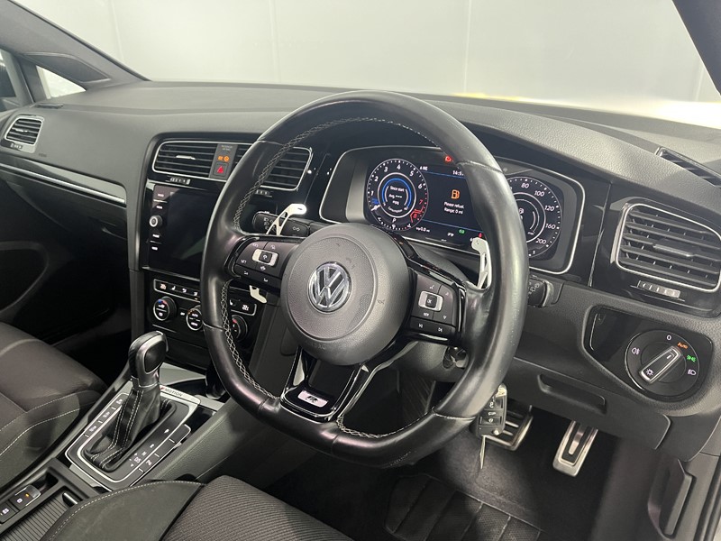 2019 (19) VOLKSWAGEN GOLF 2.0 TSI 300 R 5dr 4MOTION DSG 5502597