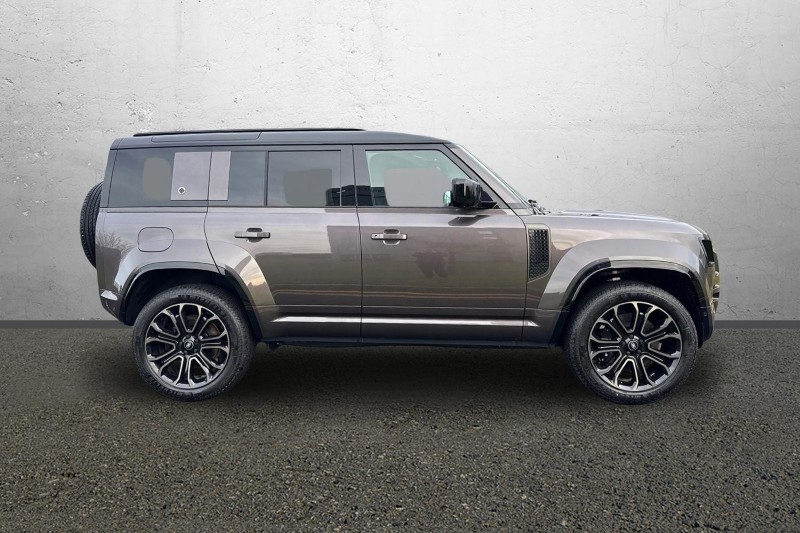  LAND ROVER DEFENDER 4.4 P635 Octa 110 5dr Auto 4755429