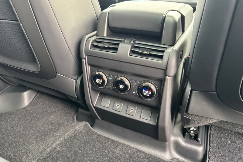  LAND ROVER DEFENDER 4.4 P635 Octa 110 5dr Auto 4755442