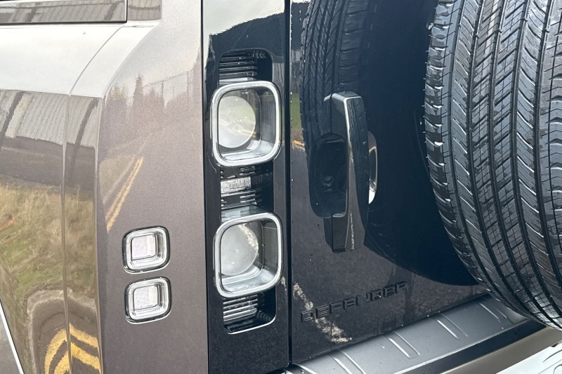  LAND ROVER DEFENDER 4.4 P635 Octa 110 5dr Auto 4755443