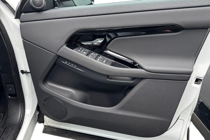 2025 (25) LAND ROVER RANGE ROVER EVOQUE 2.0 D165 S 5dr Auto 4960576