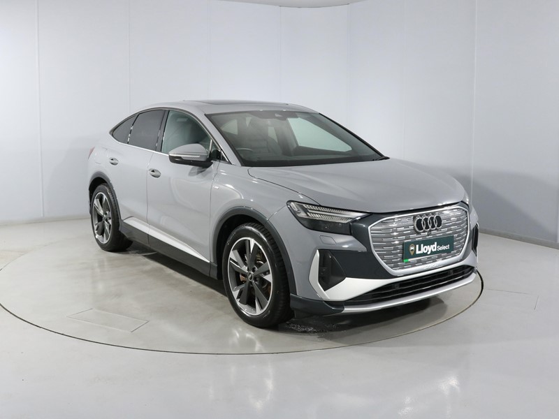 2024 (74) AUDI Q4 210kW 45 82kWh S Line 5dr Auto [Leather]
