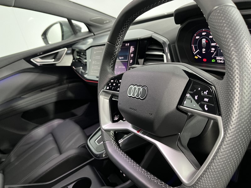 2024 (74) AUDI Q4 210kW 45 82kWh S Line 5dr Auto [Leather] 5492462