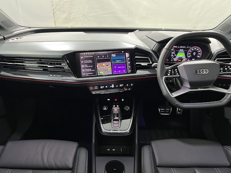 2024 (74) AUDI Q4 210kW 45 82kWh S Line 5dr Auto [Leather] 5492442