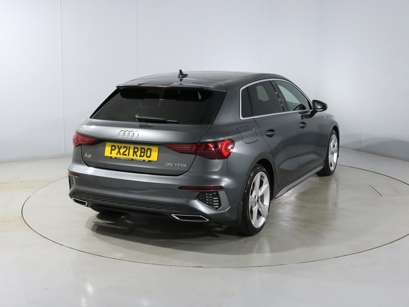 2021 (21) AUDI A3 35 TFSI S Line 5dr 5498383