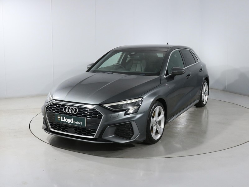 2021 (21) AUDI A3 35 TFSI S Line 5dr 5498382