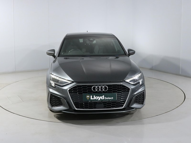 2021 (21) AUDI A3 35 TFSI S Line 5dr 5498357