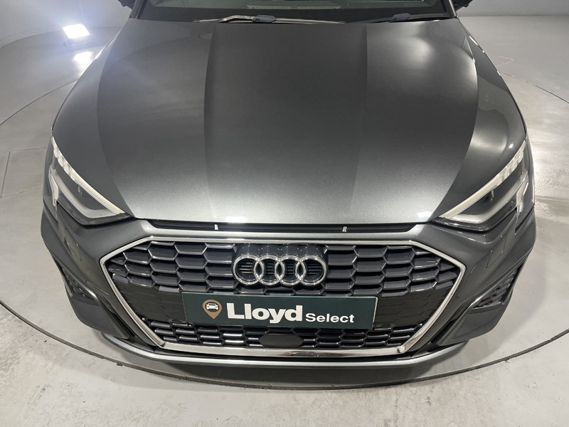2021 (21) AUDI A3 35 TFSI S Line 5dr 5498378
