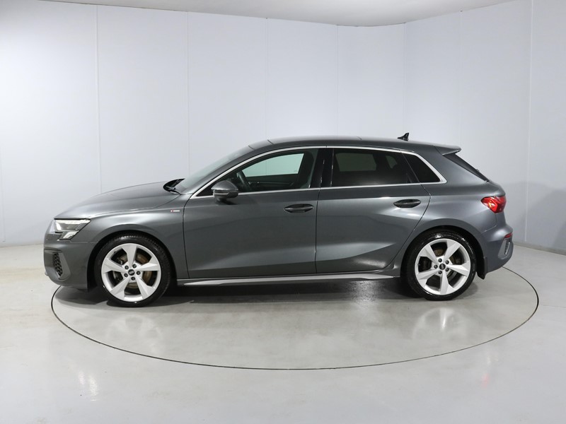 2021 (21) AUDI A3 35 TFSI S Line 5dr 5498384